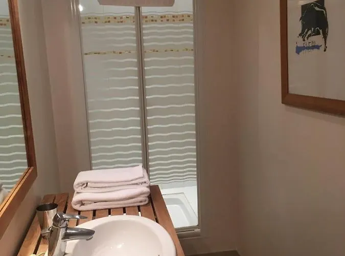 Chateau D' Bed & Breakfast 3*