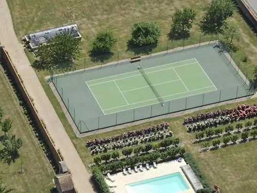 Chateau D' Bed & Breakfast 3*